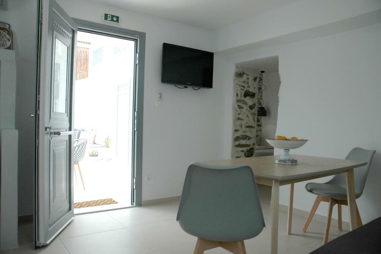 Kalypso House Villa Pera Gyalos Eksteriør bilde